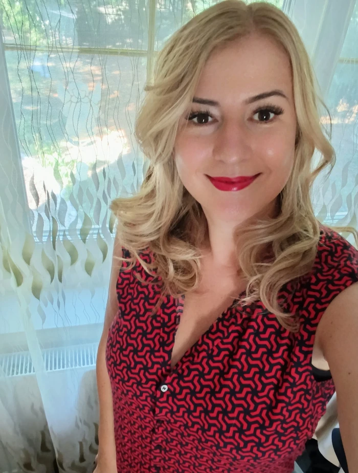 Angela Puskas